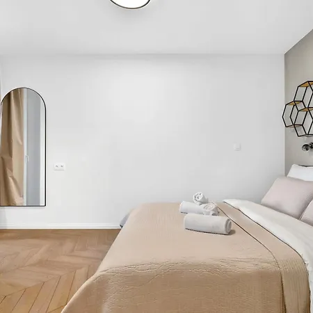 Designer Flagship For 6 - By Presidential Palace Bratislava