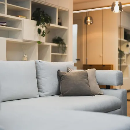 Designer Flagship For 6 - By Presidential Palace Apartamento Bratislava